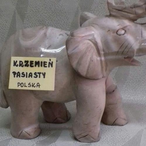 kamienie świata figurki 01