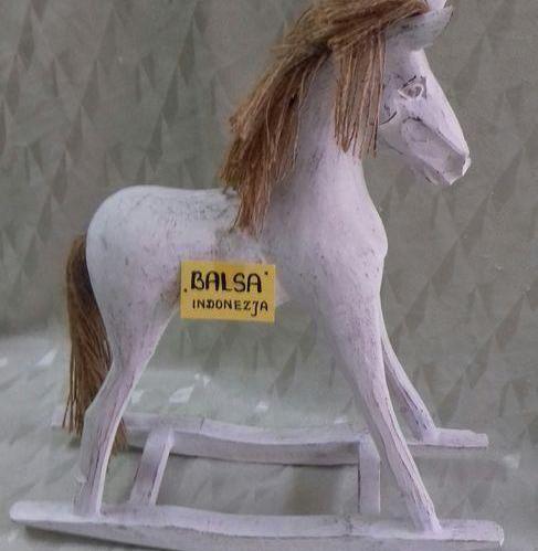 kamienie świata figurki 05